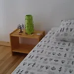 Les Hirondelles Apartman *