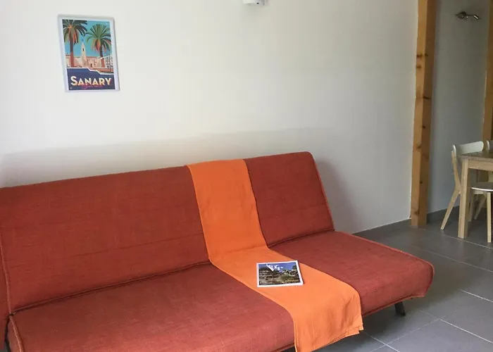 Les Hirondelles شقة